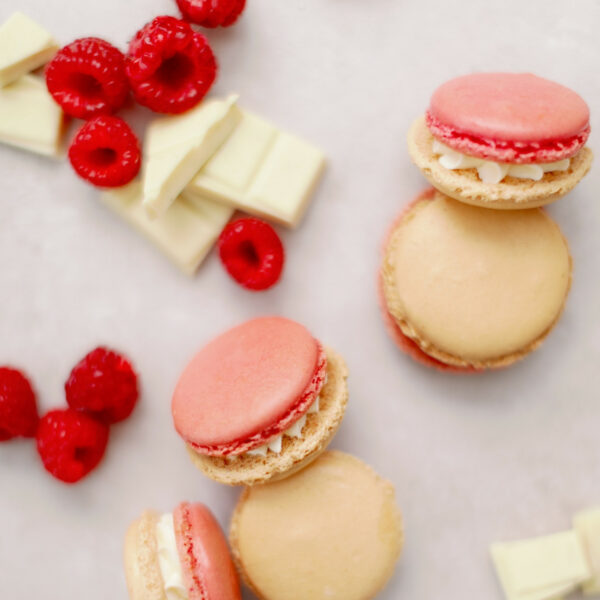 White Chocolate & Raspberry Macaron