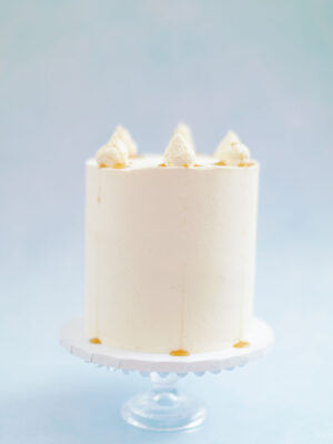 Apple & Cinnamon Simply Tasty Buttercream Cake