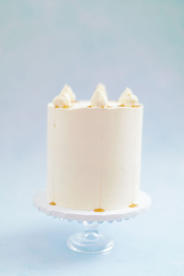 Apple & Cinnamon Simply Tasty Buttercream Cake