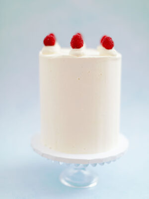 White Chocolate & Raspberry Simply Tasty Buttercream Cake