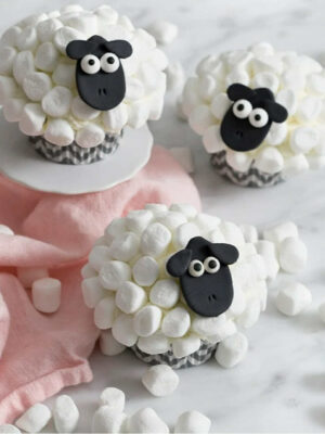 Sheep Cupcakes – Children’s Baking Class
